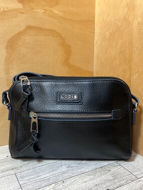 EUC Lodis Charlotte Adjustable Crossbody Black Pebble Leather Foral Interior